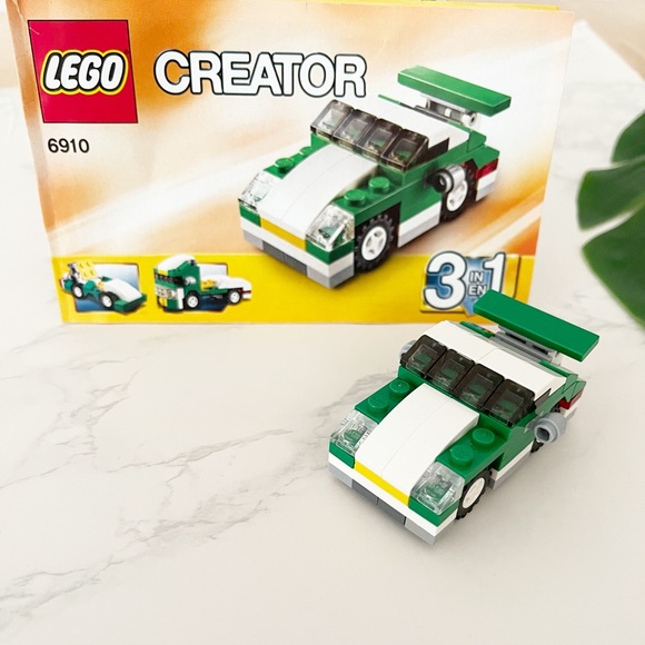 Lego Creator 3-in-1 Mini Sports Car - Picture 2 of 7